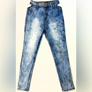 VIP Girls Acid Wash Distressed Sculpting Stretch Jeans Women’s Size 11/30